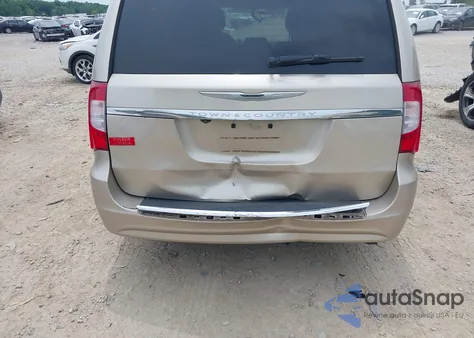 2015 Chrysler Town & Country Touring from USA, damaged, VIN 2C4RC1BG3FR618412